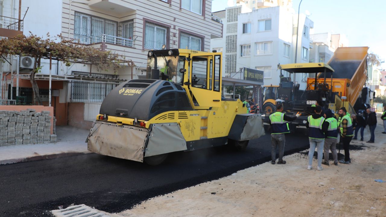 Akdeniz Belediyesi asfalt plent tesisiyle yüzde 40 tasarruf sağladı